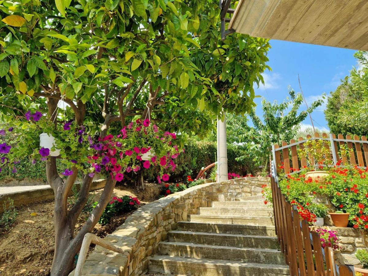 Pietra Del Colle Agriturismo Altavilla Silentina Dış mekan fotoğraf